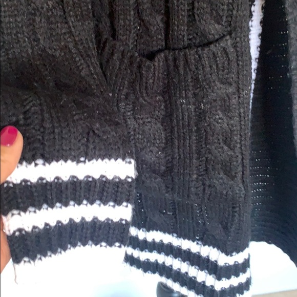 Evereve pocketed black with stripes cardigan - Picture 4 of 4